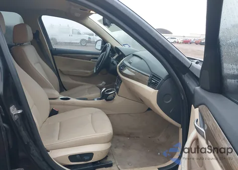 2013 BMW X1 Sdrive28I z USA, uszkodzony, nr VIN WBAVM1C52DVW43060